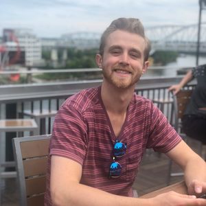 Meet your Posher, Zach